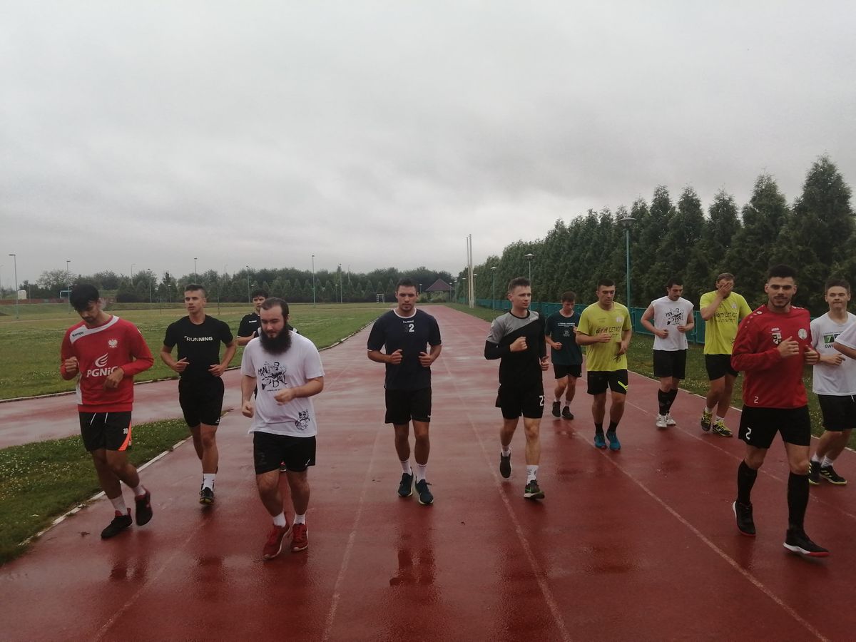 Pierwszy zespół wznowił treningi (FOTO, HARMONOGRAM SPARINGÓW)